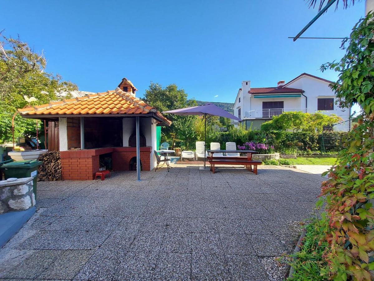 Apartments Fam Tomasic Baška Kültér fotó