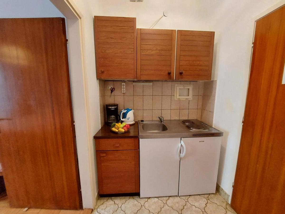 Apartments Fam Tomasic Baška Kültér fotó