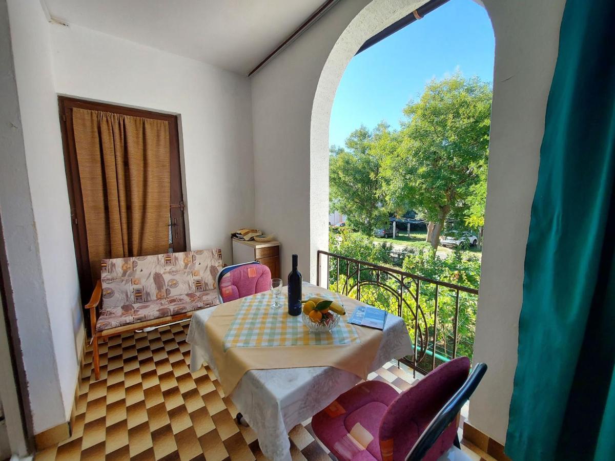 Apartments Fam Tomasic Baška Kültér fotó
