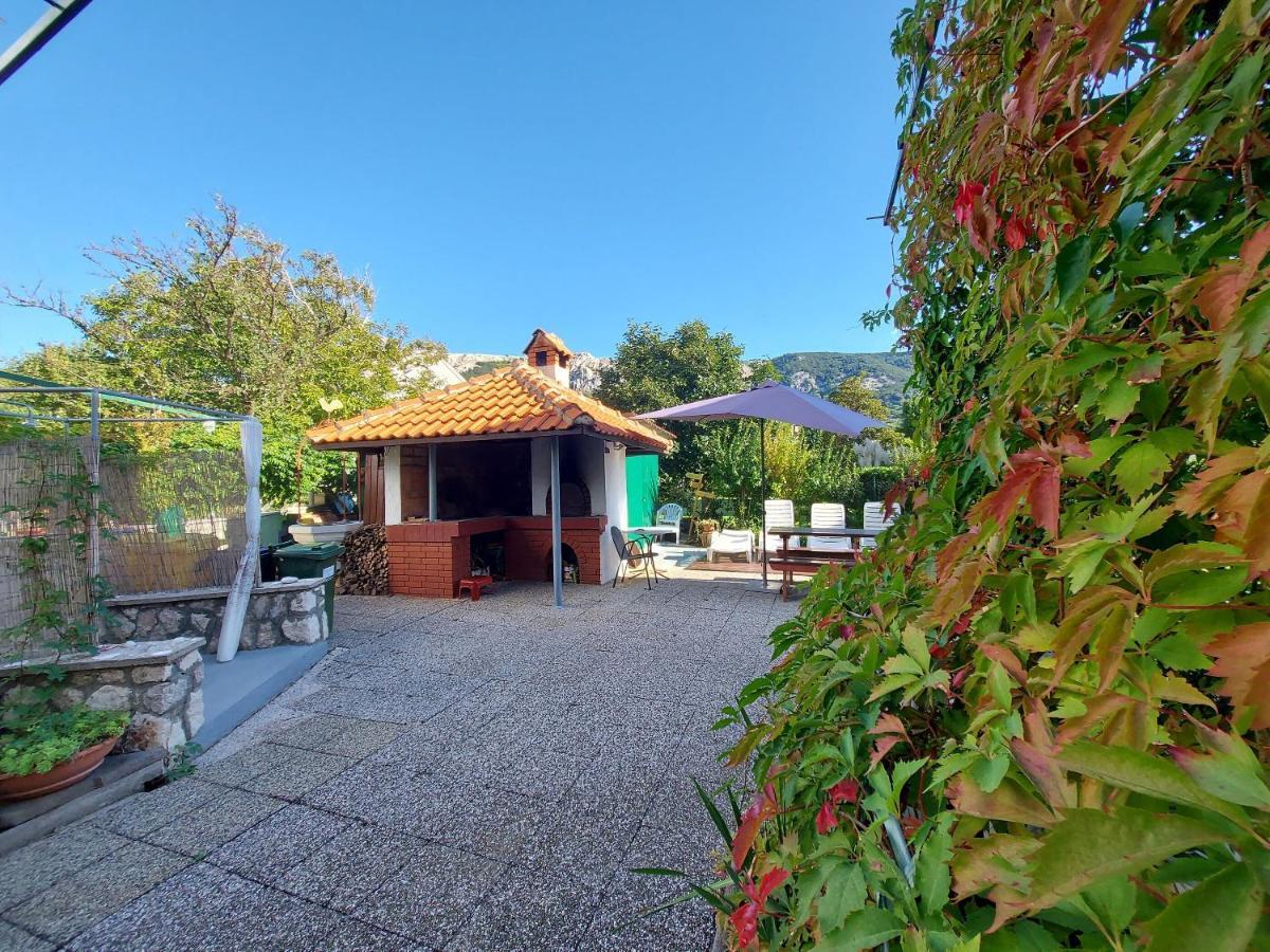 Apartments Fam Tomasic Baška Kültér fotó