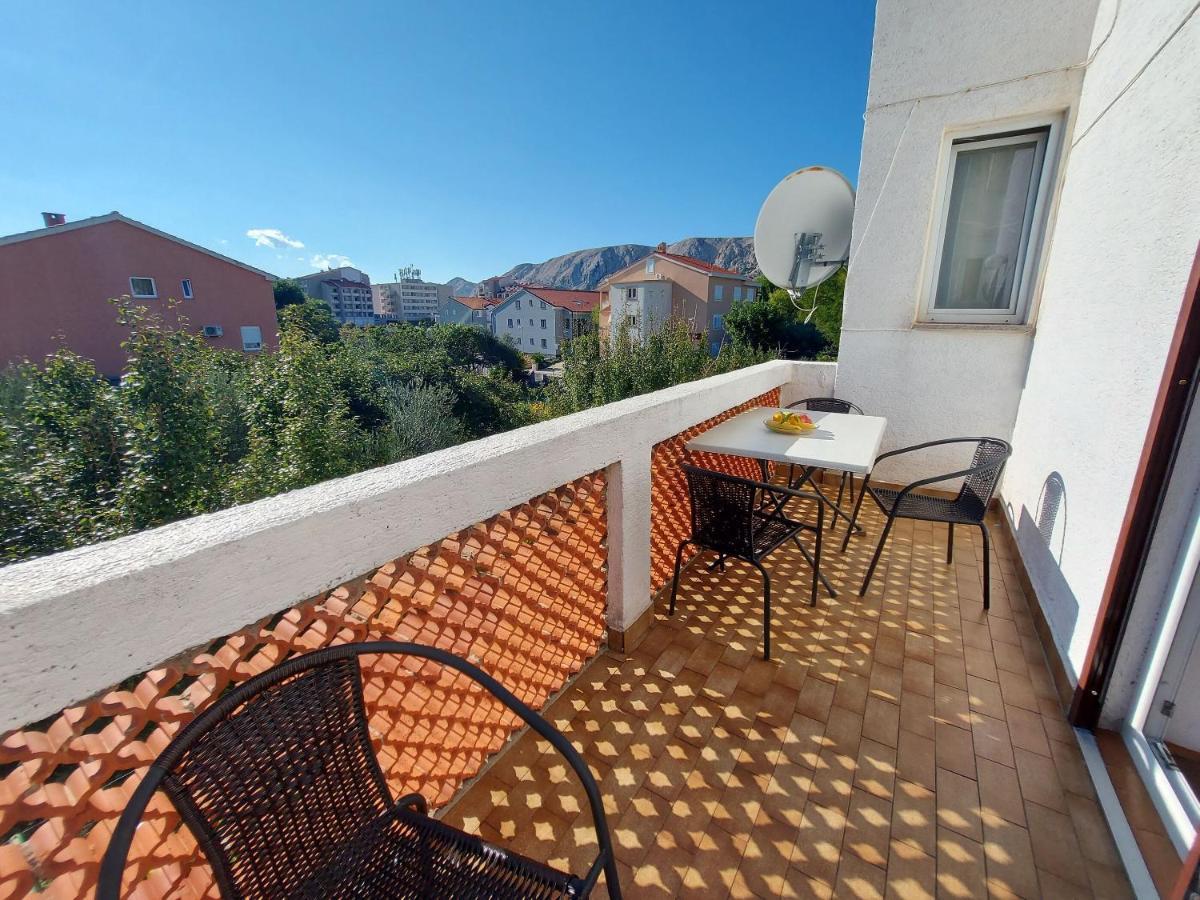 Apartments Fam Tomasic Baška Kültér fotó